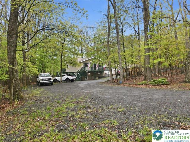 149 McMichaels Court, Chestnuthill Twp, PA 18360