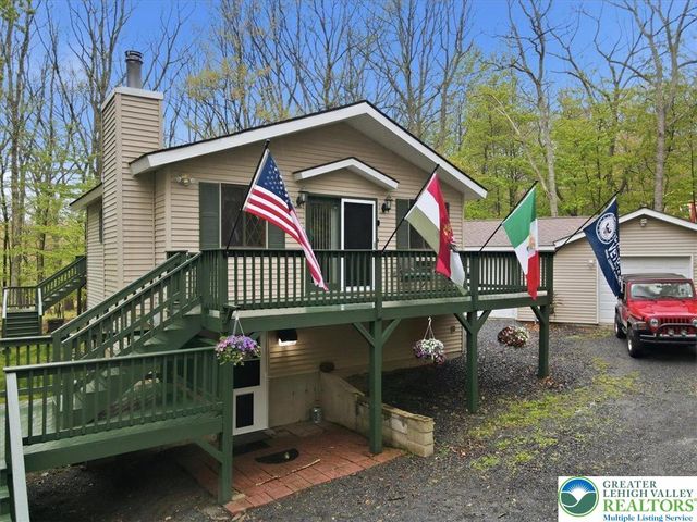 149 McMichaels Court, Chestnuthill Twp, PA 18360