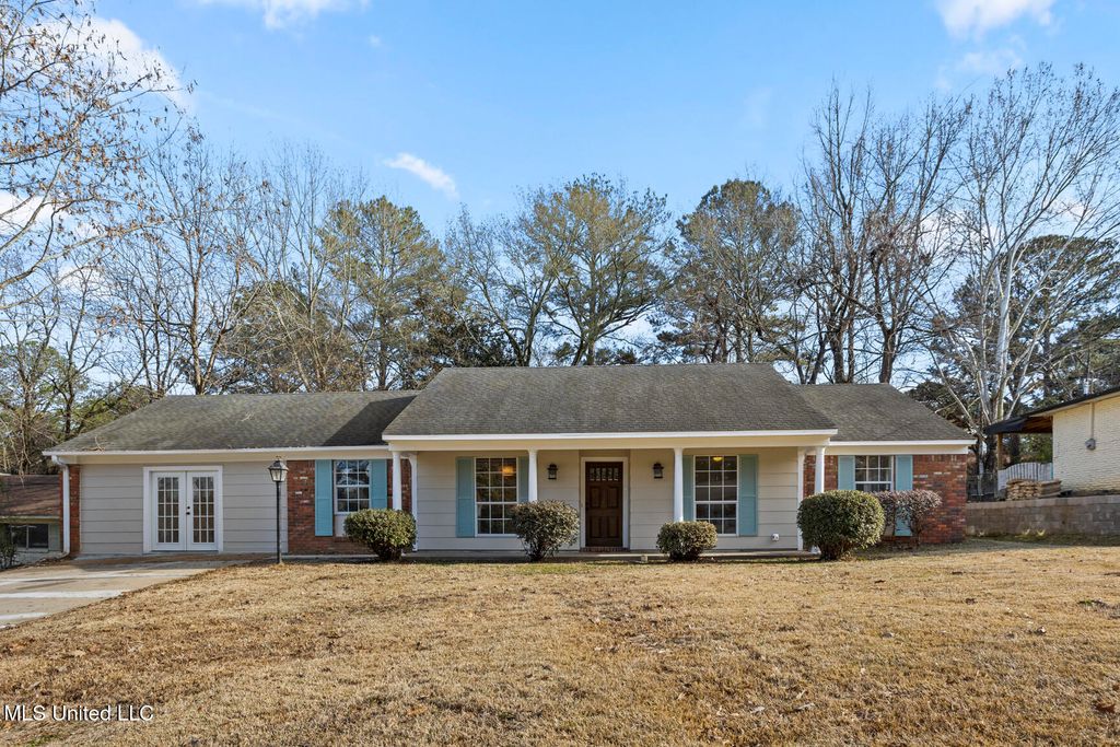 1013 Normandy Drive, Clinton, MS 39056