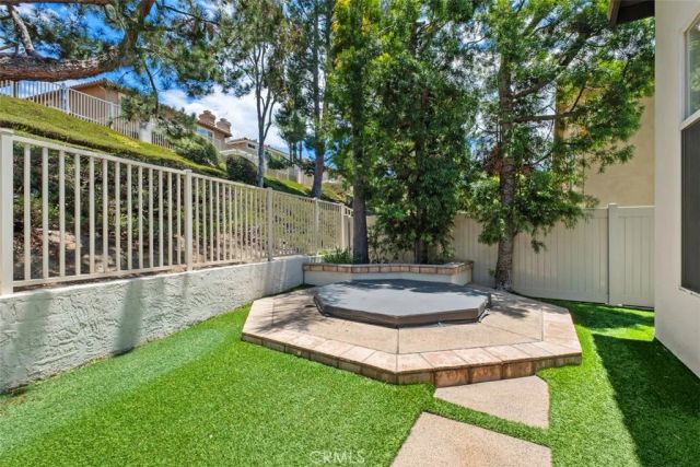 24 Via Gatillo, Rancho Santa Margarita, CA 92688
