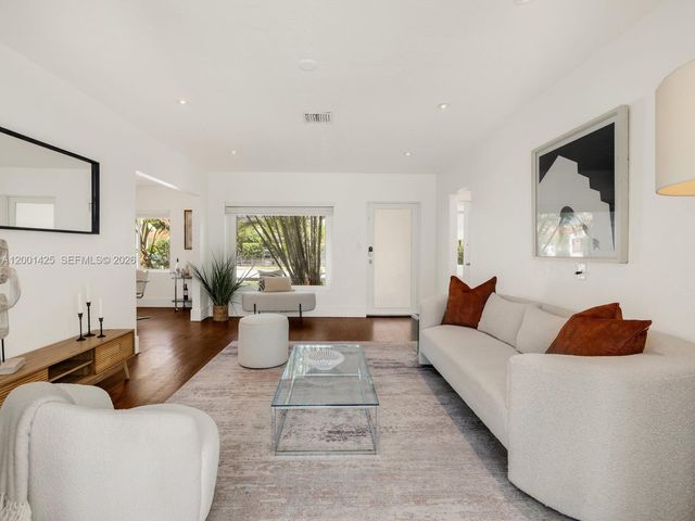 118 NW 103rd St, Miami Shores, FL 33150