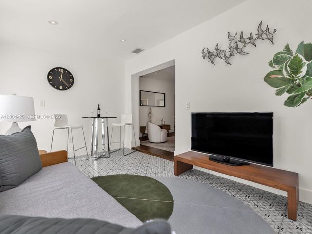 118 NW 103rd St, Miami Shores, FL 33150