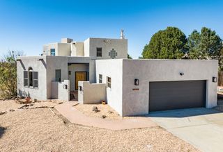 3049 Cliff Palace, Santa Fe, NM 87505