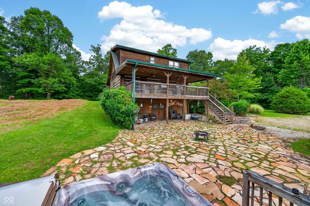 9601 Buffalo Pike, Freetown, IN 47235