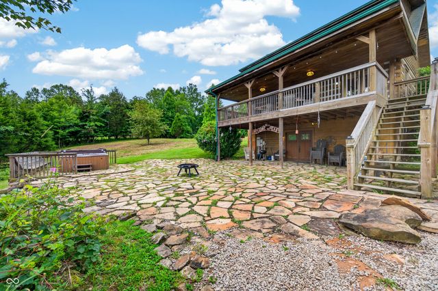 9601 Buffalo Pike, Freetown, IN 47235