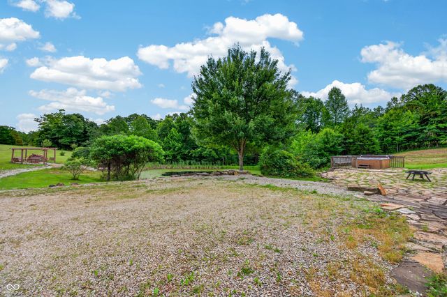 9601 Buffalo Pike, Freetown, IN 47235