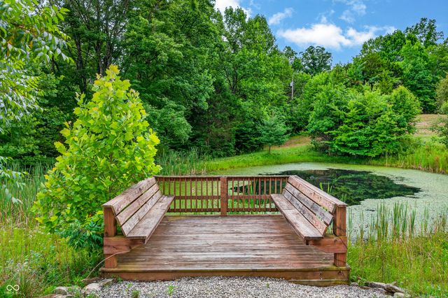 9601 Buffalo Pike, Freetown, IN 47235