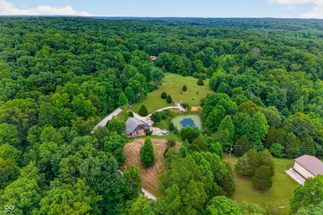 9601 Buffalo Pike, Freetown, IN 47235