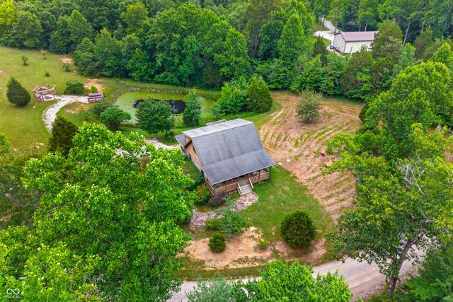 9601 Buffalo Pike, Freetown, IN 47235