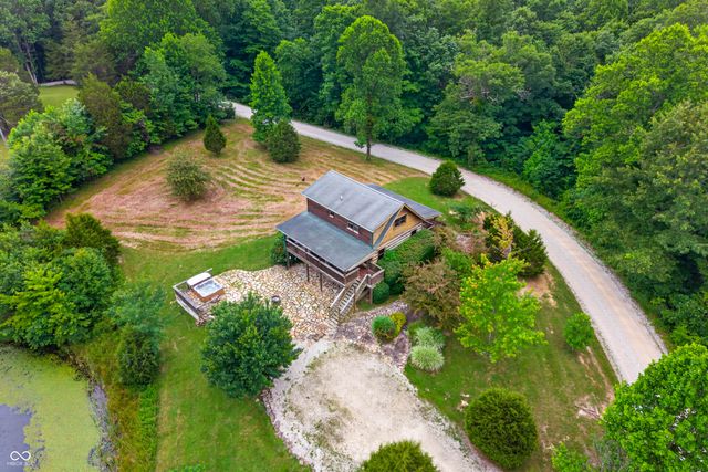9601 Buffalo Pike, Freetown, IN 47235