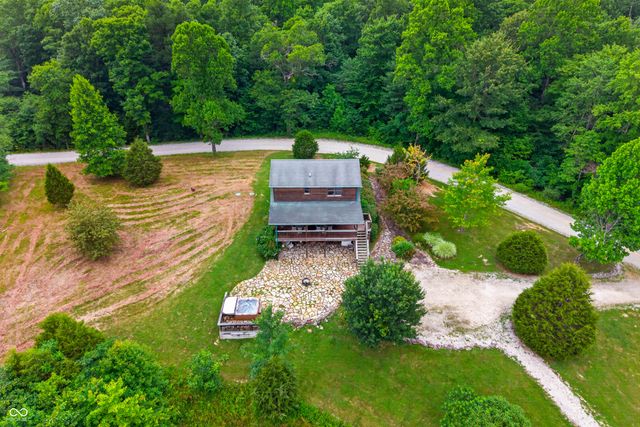 9601 Buffalo Pike, Freetown, IN 47235