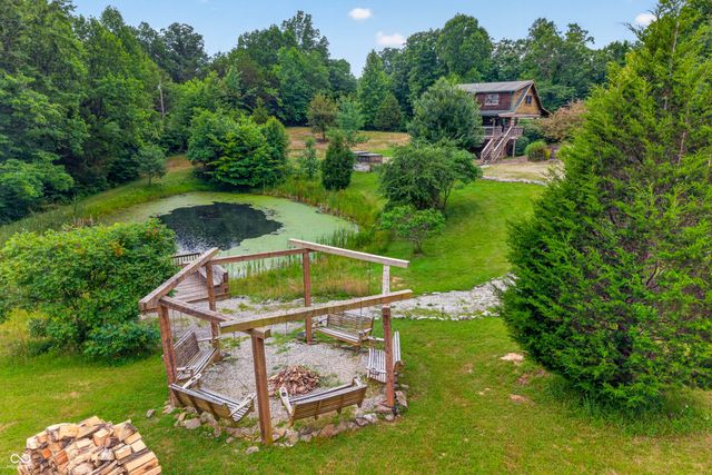 9601 Buffalo Pike, Freetown, IN 47235