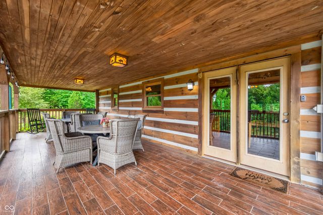 9601 Buffalo Pike, Freetown, IN 47235