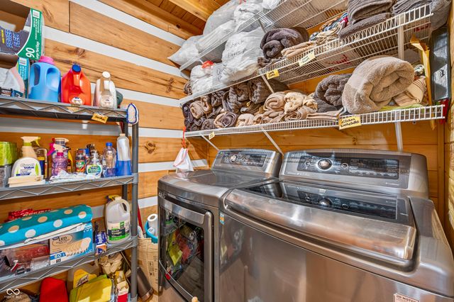 9601 Buffalo Pike, Freetown, IN 47235