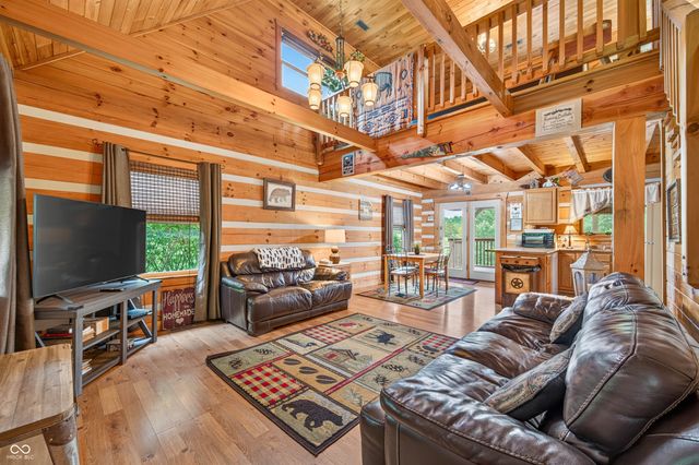 9601 Buffalo Pike, Freetown, IN 47235