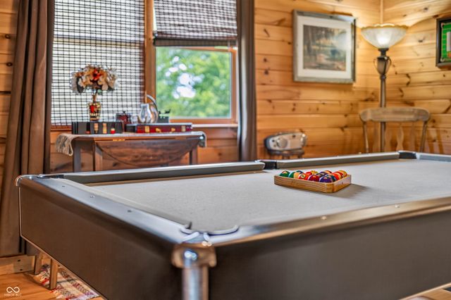 9601 Buffalo Pike, Freetown, IN 47235