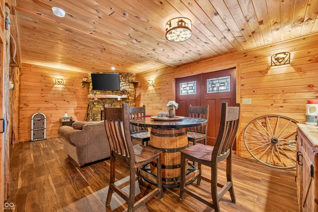 9601 Buffalo Pike, Freetown, IN 47235
