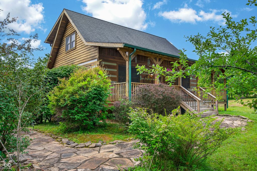 9601 Buffalo Pike, Freetown, IN 47235