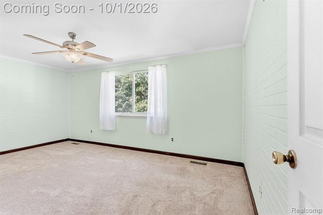 20444 Leonard Avenue, Brownstown, MI 48183