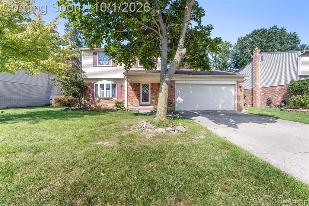 20444 Leonard Avenue, Brownstown, MI 48183
