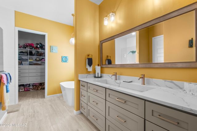 13524 S High Haven Mesa Place, Vail, AZ 85641