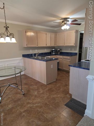 3118 Megan Drive 13, Waterford, MI 48328