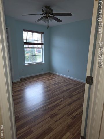 3118 Megan Drive 13, Waterford, MI 48328