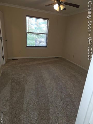 3118 Megan Drive 13, Waterford, MI 48328