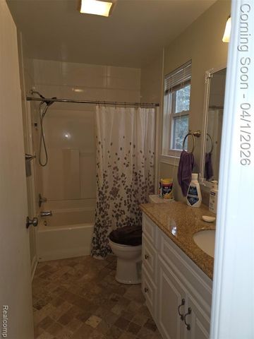 3118 Megan Drive 13, Waterford, MI 48328