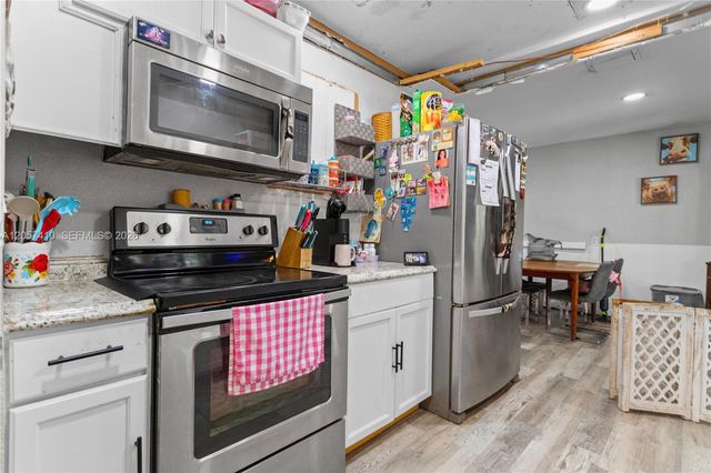 4971 SW 5th St, Margate, FL 33068