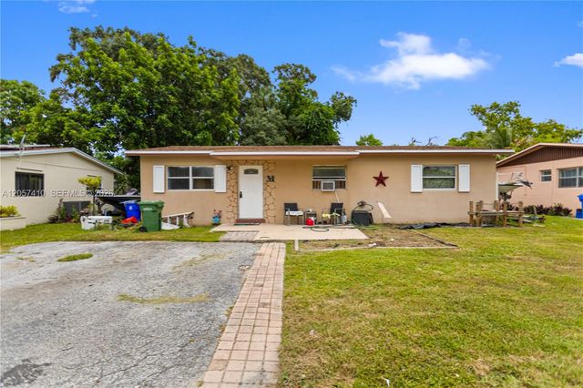 4971 SW 5th St, Margate, FL 33068