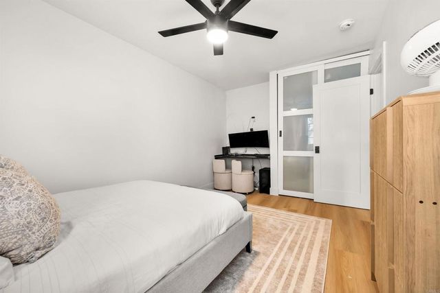 2690 Cowley Way, San Diego, CA 92110