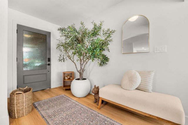 2690 Cowley Way, San Diego, CA 92110