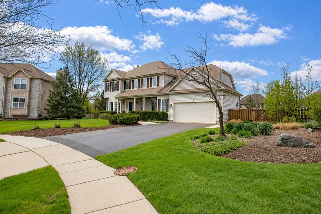 3 BLACKWOLF Court, Algonquin, IL 60102