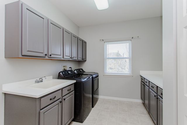 3 BLACKWOLF Court, Algonquin, IL 60102
