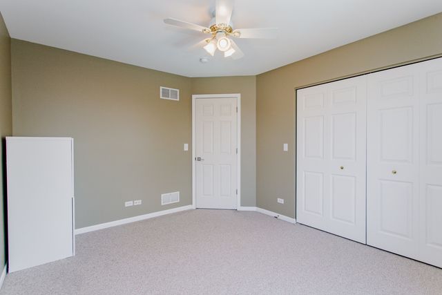 3 BLACKWOLF Court, Algonquin, IL 60102