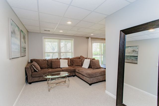 3 BLACKWOLF Court, Algonquin, IL 60102