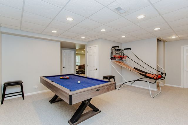 3 BLACKWOLF Court, Algonquin, IL 60102