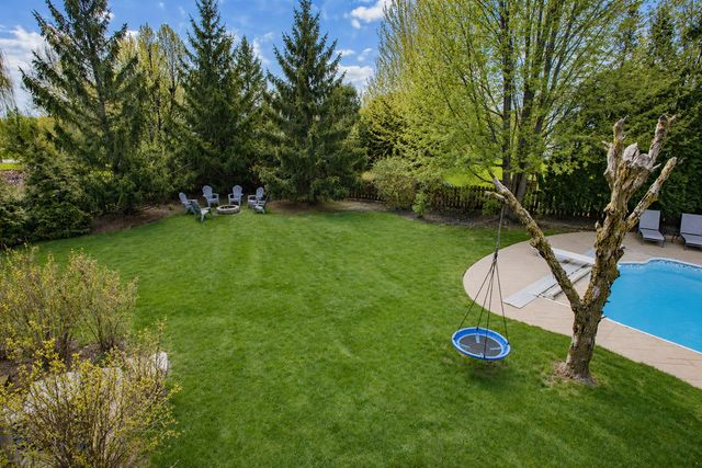 3 BLACKWOLF Court, Algonquin, IL 60102