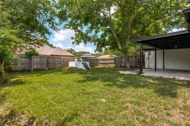 830 Bordner Drive, Lancaster, TX 75146