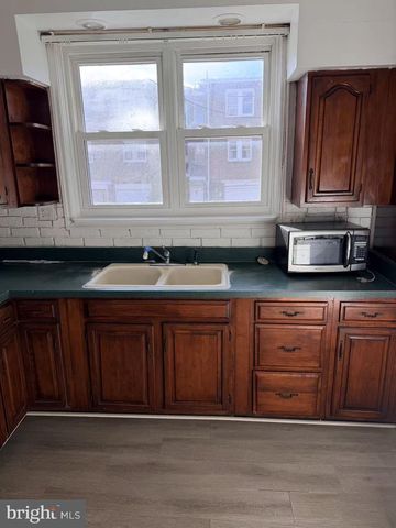 3310 SHEFFIELD AVE, Philadelphia, PA 19136