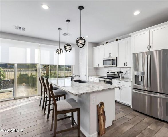 1317 E Fremont Road, Phoenix, AZ 85042
