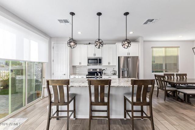 1317 E Fremont Road, Phoenix, AZ 85042