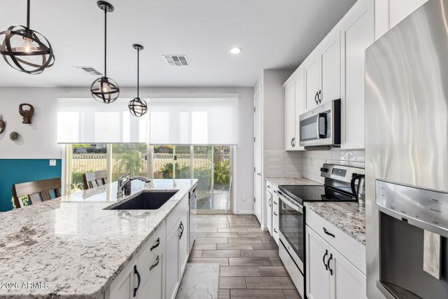 1317 E Fremont Road, Phoenix, AZ 85042