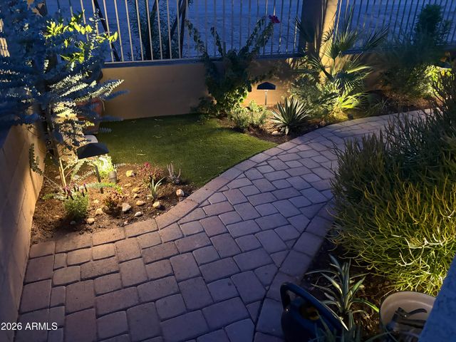1317 E Fremont Road, Phoenix, AZ 85042