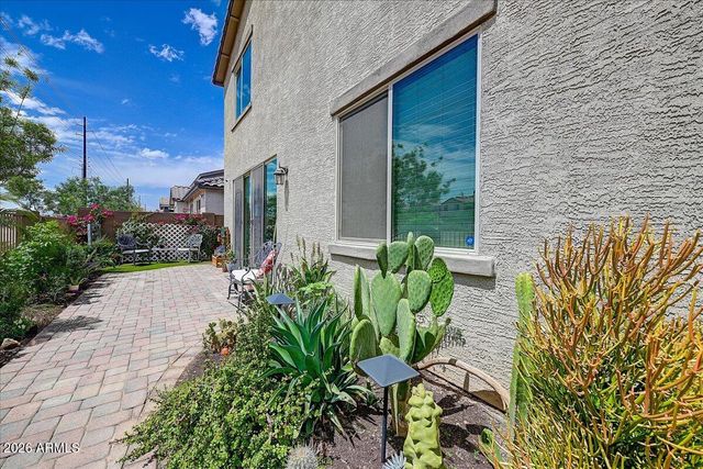 1317 E Fremont Road, Phoenix, AZ 85042