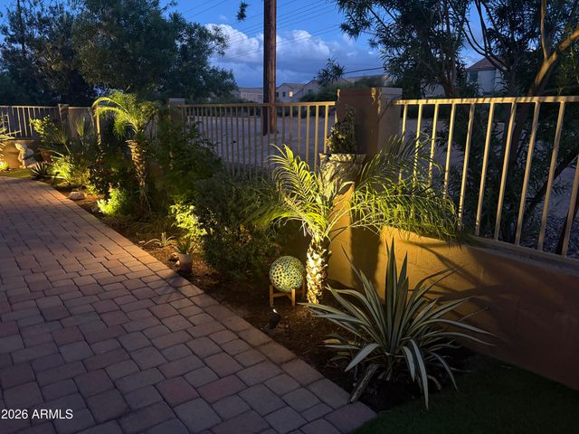 1317 E Fremont Road, Phoenix, AZ 85042