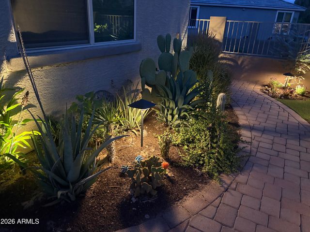 1317 E Fremont Road, Phoenix, AZ 85042