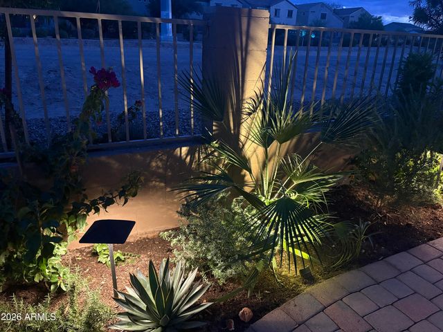 1317 E Fremont Road, Phoenix, AZ 85042