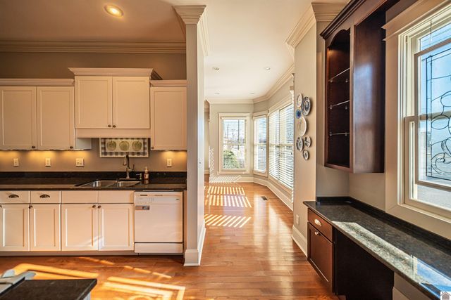 403 N 5th St, Paducah, KY 42001